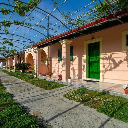 Tzoras‌ ‌Apartments‌ ‌Roda‌ ‌Corfu‌ Litheres Eksteriør bilde