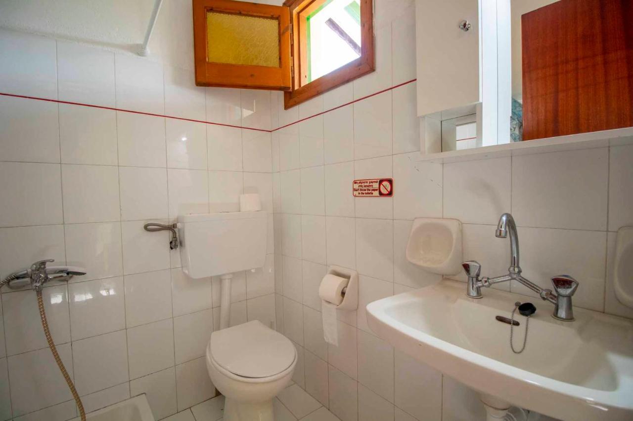 Tzoras‌ ‌Apartments‌ ‌Roda‌ ‌Corfu‌ Litheres Eksteriør bilde