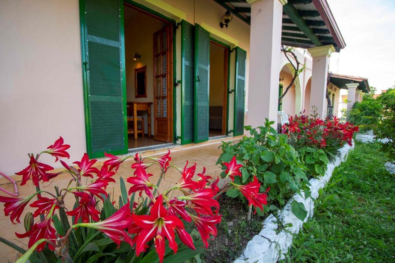 Tzoras‌ ‌Apartments‌ ‌Roda‌ ‌Corfu‌ Litheres Eksteriør bilde