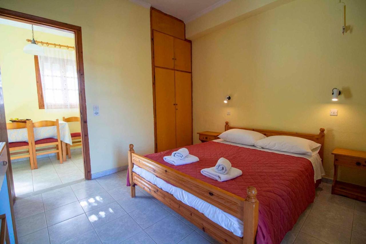 Tzoras‌ ‌Apartments‌ ‌Roda‌ ‌Corfu‌ Litheres Eksteriør bilde