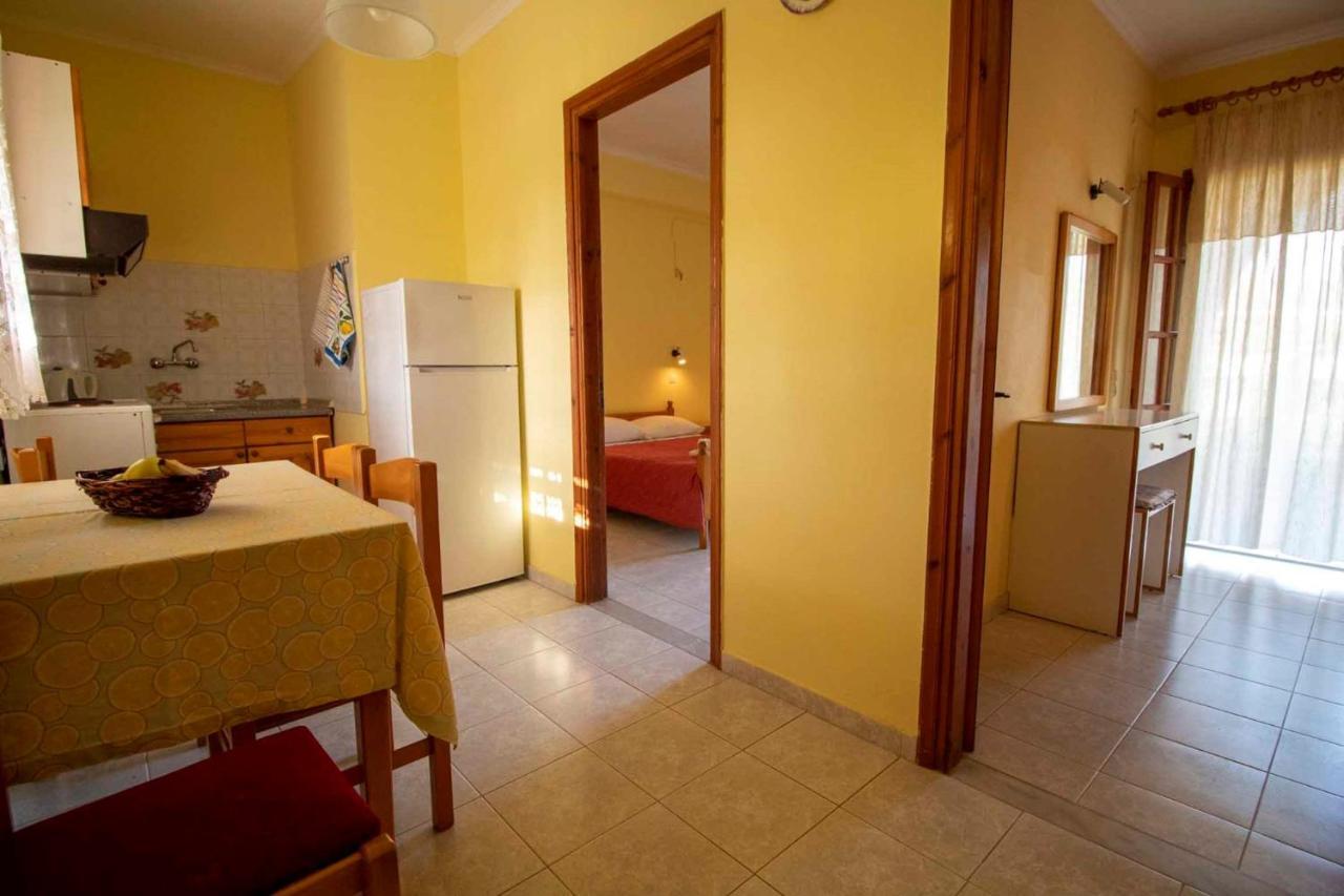 Tzoras‌ ‌Apartments‌ ‌Roda‌ ‌Corfu‌ Litheres Eksteriør bilde