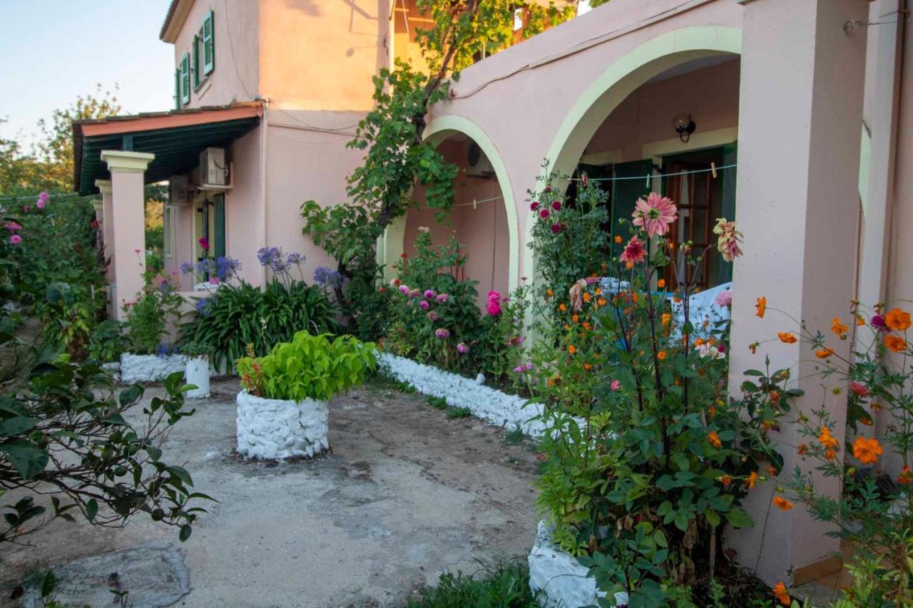 Tzoras‌ ‌Apartments‌ ‌Roda‌ ‌Corfu‌ Litheres Eksteriør bilde