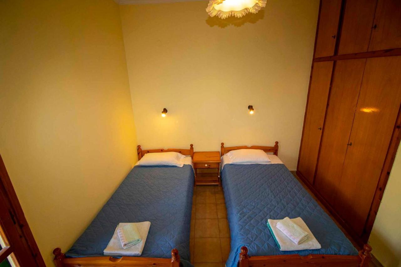 Tzoras‌ ‌Apartments‌ ‌Roda‌ ‌Corfu‌ Litheres Eksteriør bilde
