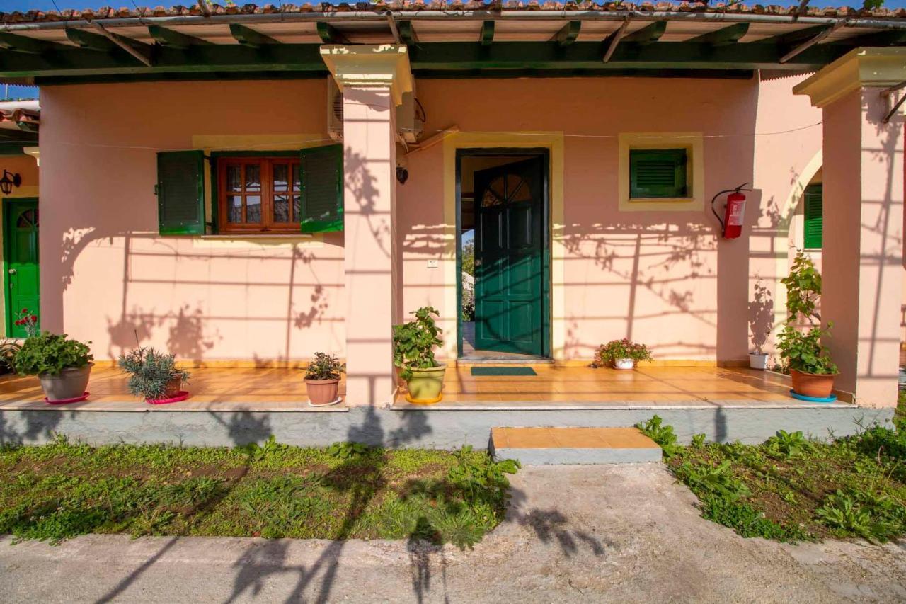 Tzoras‌ ‌Apartments‌ ‌Roda‌ ‌Corfu‌ Litheres Eksteriør bilde