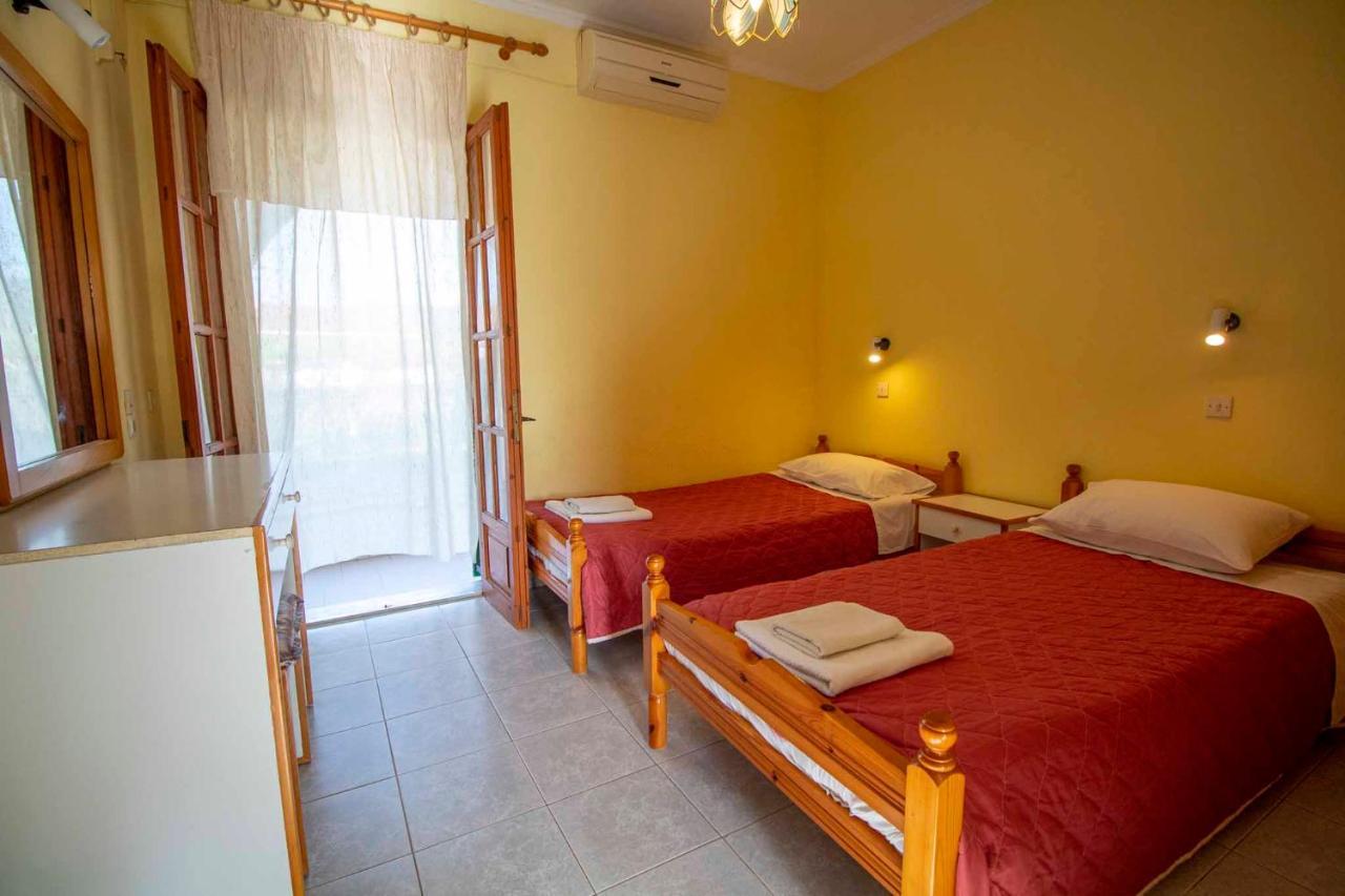 Tzoras‌ ‌Apartments‌ ‌Roda‌ ‌Corfu‌ Litheres Eksteriør bilde